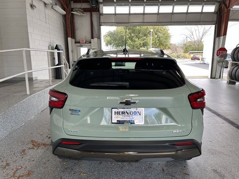 New 2026 Chevrolet Trax ACTIV FWD image 7