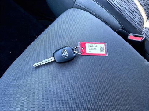 Used 2021 Toyota Tundra SR image 29