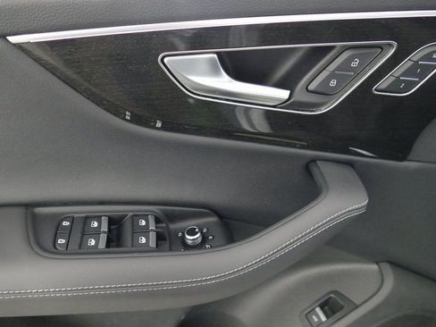 Used 2025 Audi Q7 3.0T Premium Plus image 11