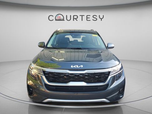 Used 2023 Kia Seltos EX AWD/4WD image 25