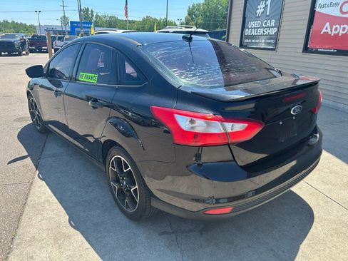 Used 2012 Ford Focus SE FWD image 7