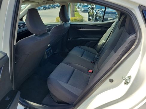 Used 2025 Toyota Camry LE image 11