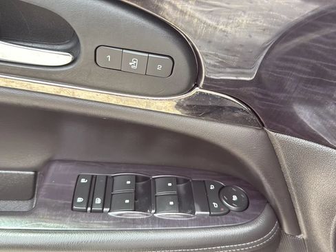 Used 2016 Buick Enclave Leather FWD image 45