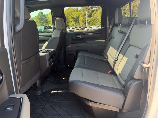 Used 2025 Chevrolet Silverado 1500 ZR2 w/ Technology Package AWD/4WD image 5