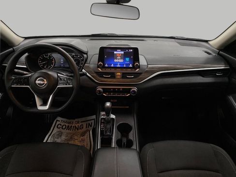 Certified 2025 Nissan Altima 2.5 SV FWD image 19