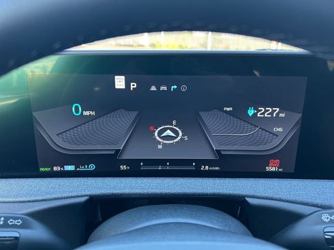 Used 2024 Kia EV6 Light RWD image 16