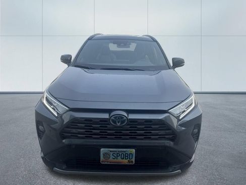 Used 2021 Toyota RAV4 XSE AWD/4WD image 2