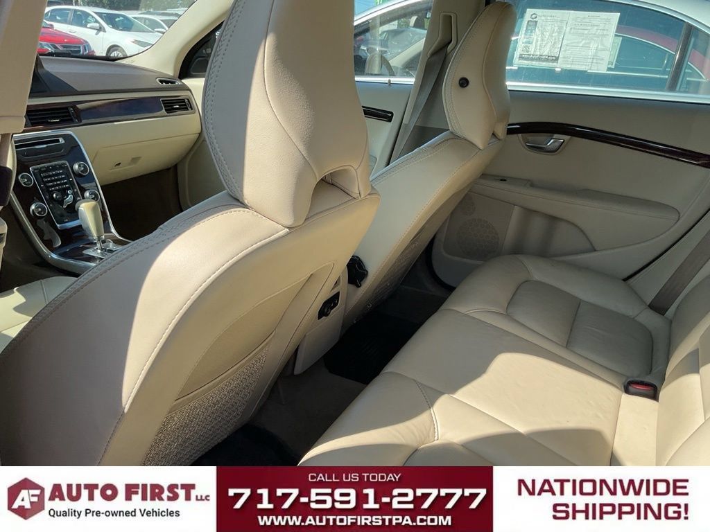 Used 2012 Volvo XC70 T6 AWD/4WD image 12