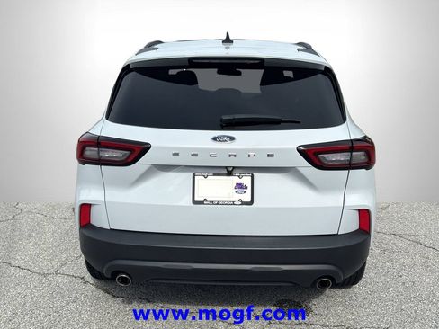 Used 2025 Ford Escape ST-Line FWD image 22