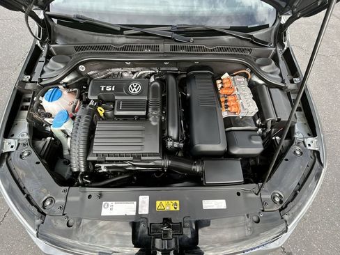 Used 2013 Volkswagen Jetta SEL Premium image 26