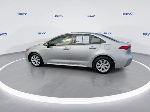 Used 2023 Toyota Corolla LE image 6