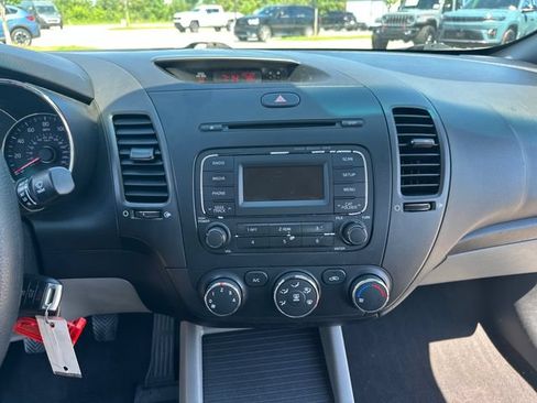Used 2016 Kia Forte LX FWD image 27