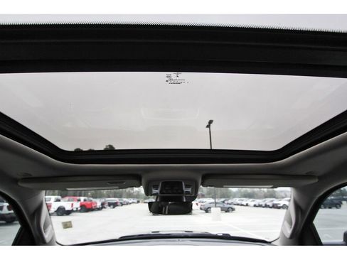 Used 2022 RAM 1500 Laramie w/ Laramie Southwest Edition image 14