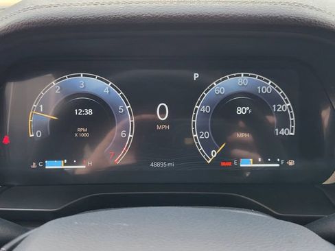 Used 2023 Jeep Grand Cherokee L Limited w/ Luxury Tech Group II RWD image 16