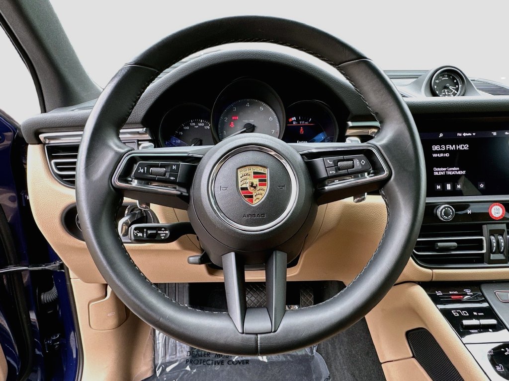 Certified 2024 Porsche Macan S AWD/4WD image 11
