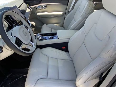 Used 2025 Volvo XC90 T8 Ultra w/ Protection Package Premier AWD/4WD image 20