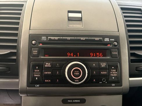 Used 2011 Nissan Sentra 2.0 S FWD image 14