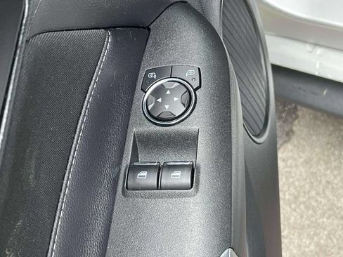 Certified 2018 Ford Mustang GT w/ Black Accent Pkg RWD image 21