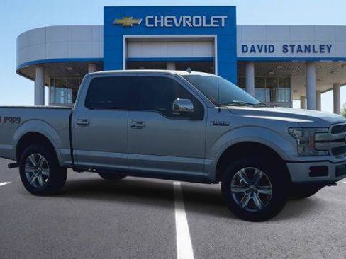 Used 2018 Ford F150 Platinum w/ Equipment Group 701A Luxury AWD/4WD image 2