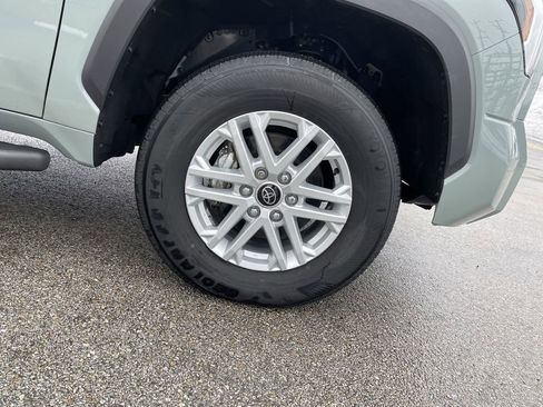 Used 2024 Toyota Tundra SR5 w/ SR5 Convenience Package image 11