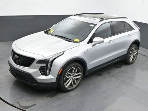 Used 2022 Cadillac XT4 Sport w/ Driver Awareness Package AWD/4WD image 39