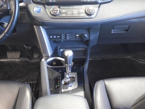 Used 2018 Toyota RAV4 Limited w/ Advanced Technology Package AWD/4WD image 36