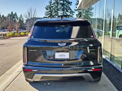 Certified 2026 Cadillac Vistiq Sport image 4