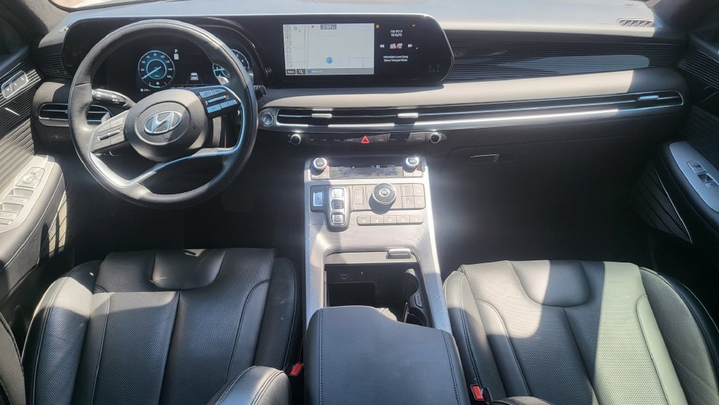 Used 2025 Hyundai Palisade Calligraphy FWD image 5