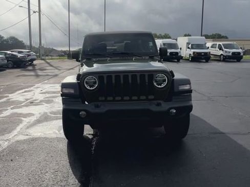Used 2020 Jeep Wrangler Unlimited Sport S image 3