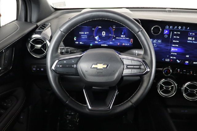 Used 2024 Chevrolet Blazer EV LT AWD/4WD image 6