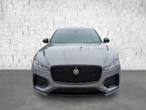 New 2026 Jaguar F-PACE R-Dynamic S image 2