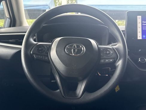 Used 2025 Toyota Corolla LE FWD image 15