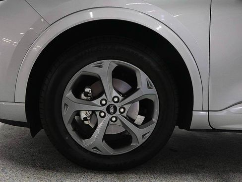 Used 2024 Ford Escape ST-Line FWD image 6