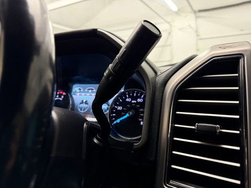 Used 2019 Ford F350 Platinum image 27