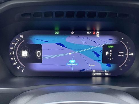 Used 2024 Volvo XC90 T8 Ultimate w/ Protection Package Premier image 15