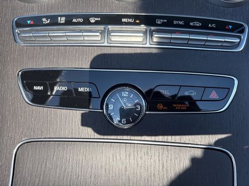 Used 2019 Mercedes-Benz C 300 4MATIC Cabriolet w/ Multimedia Package image 31