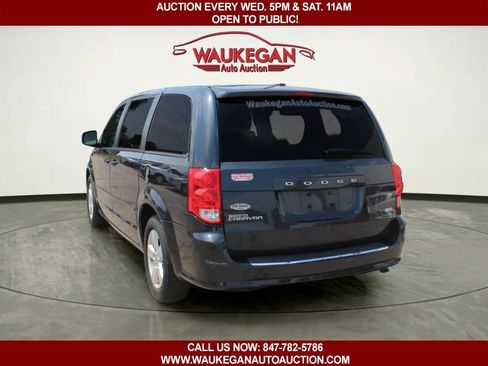 Used 2013 Dodge Grand Caravan SE FWD image 4