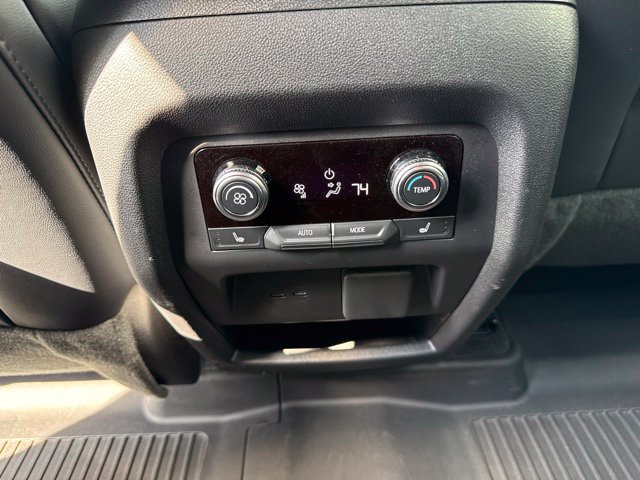 Used 2024 GMC Acadia Denali AWD/4WD image 13