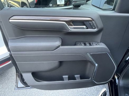 New 2026 Chevrolet Silverado 1500 LT image 19