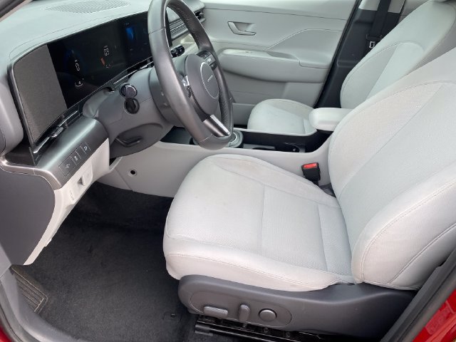 Used 2025 Hyundai Kona SEL AWD/4WD image 10