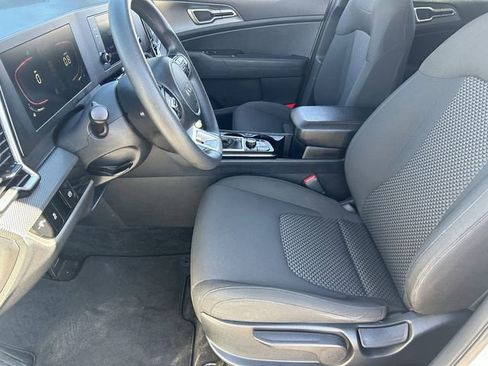 Used 2024 Kia Sportage LX FWD image 20