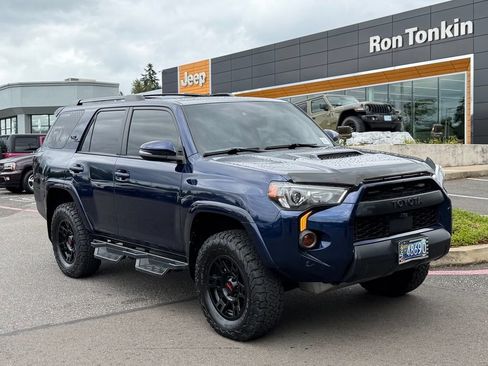 Used 2023 Toyota 4Runner TRD Off-Road Premium w/ Off Road Premium Plus Package AWD/4WD image 2