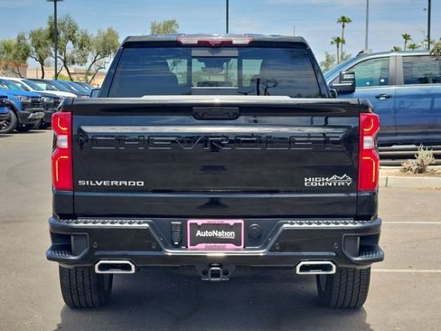Used 2024 Chevrolet Silverado 1500 High Country w/ High Country Premium Package AWD/4WD image 7