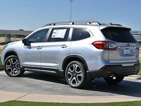 New 2025 Subaru Ascent Limited image 5