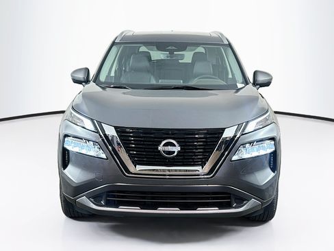 Used 2023 Nissan Rogue SL FWD image 2