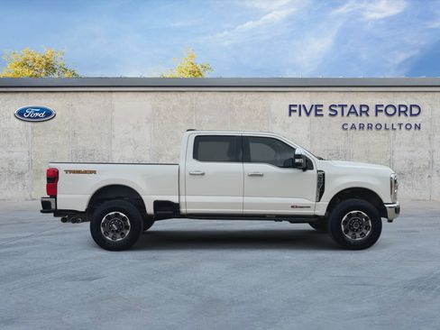 Certified 2024 Ford F250 King Ranch w/ Tremor Off-Road Package AWD/4WD image 9