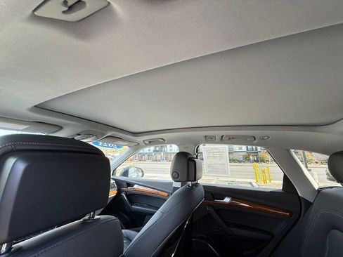 Used 2021 Audi Q5 2.0T Premium w/ Convenience Package image 30