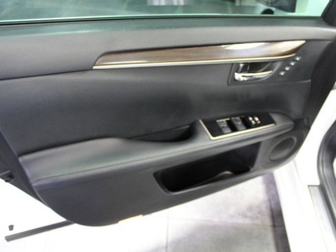 Used 2016 Lexus ES 350 FWD image 21