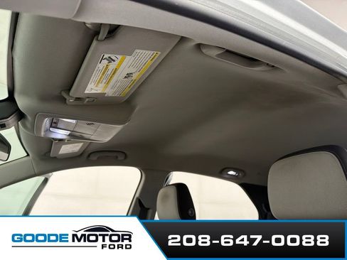 Used 2020 Chevrolet Equinox LS w/ LS Convenience Package FWD image 18