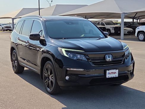 Used 2021 Honda Pilot Special Edition image 3